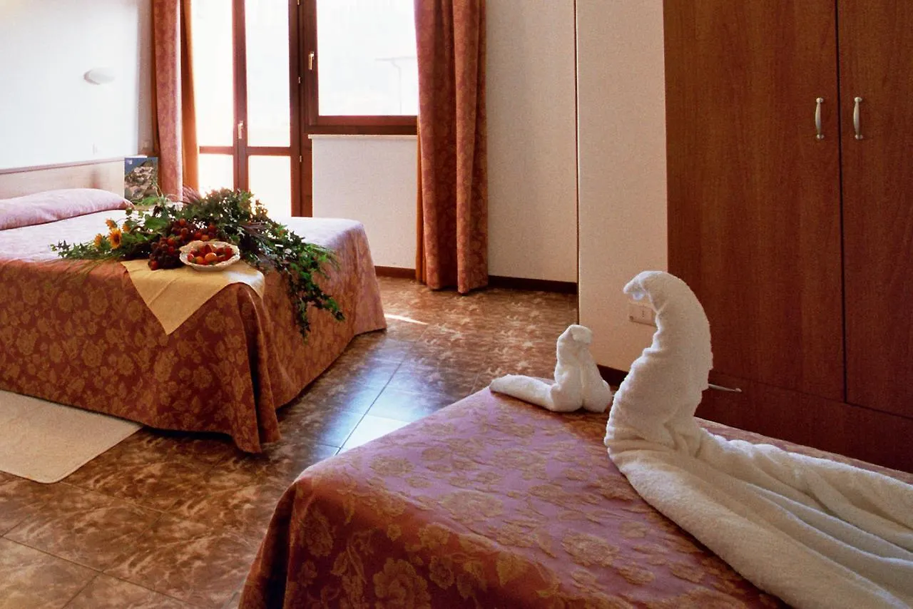 Hotel La Carica Pastrengo Italy